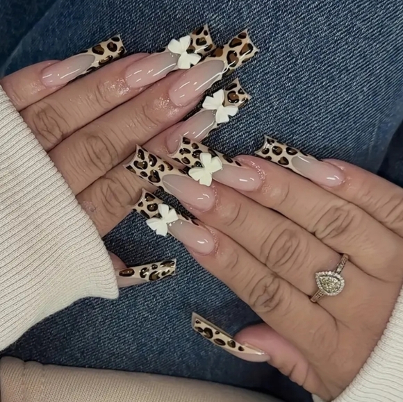 24 Pieces Fake press on nails - Picture 6 of 6